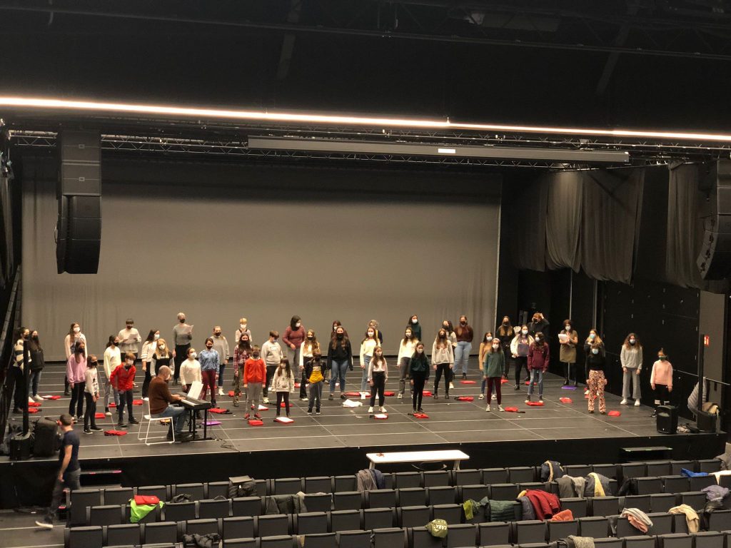 3D4067E2-B8C9-42B3-9A8C-7D9ECB6C37DE